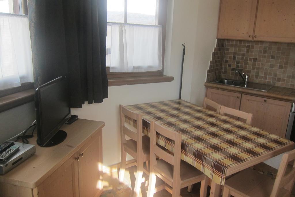 Chalet Rin Da Pemont Livigno Pokój zdjęcie